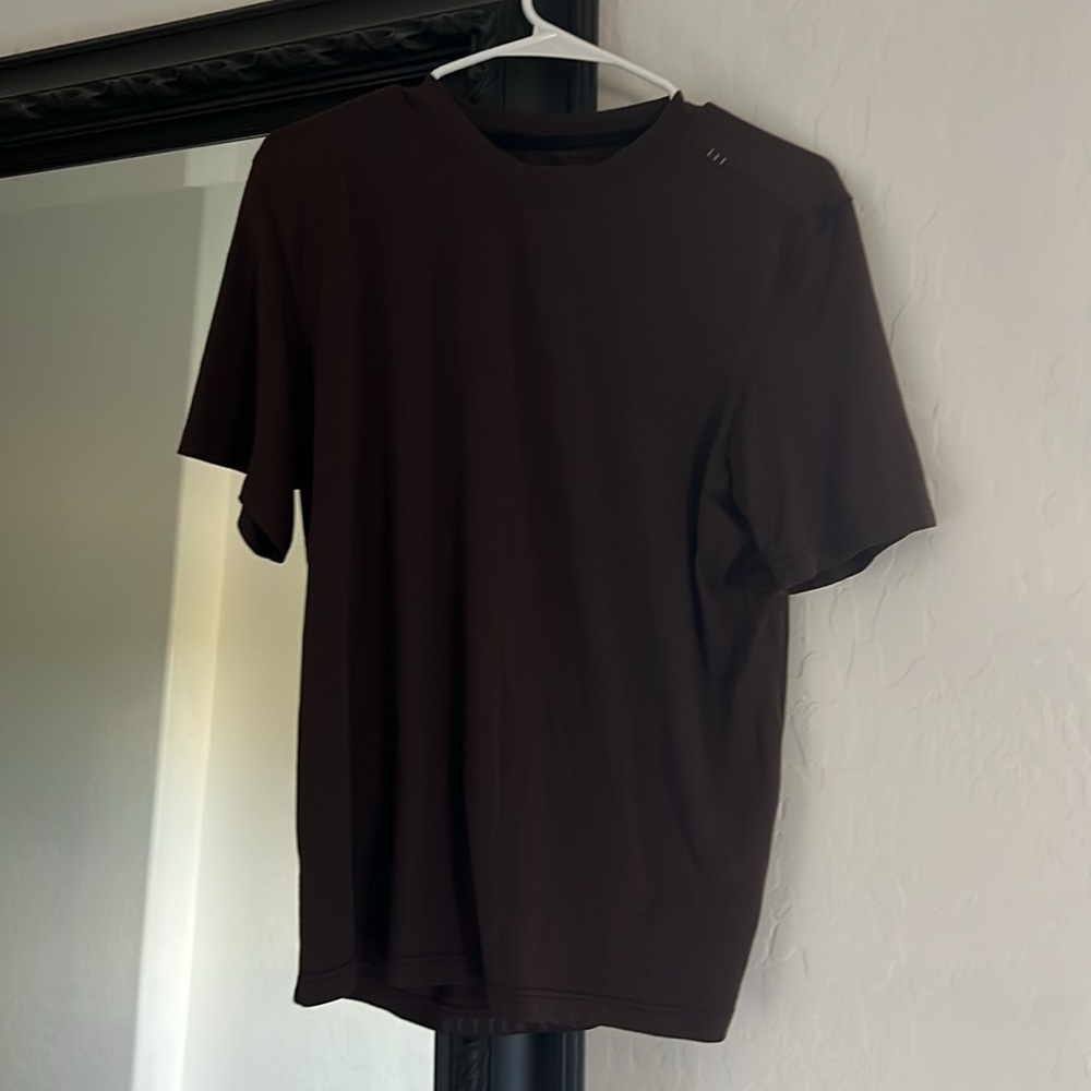 lululemon athletica Dark Brown Short Sleeve Tee